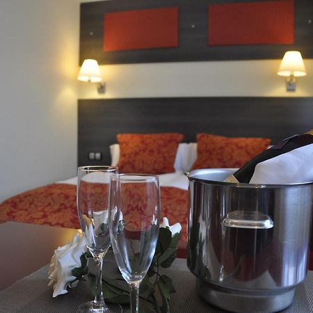 Aparthotel Safari กาเลญา ภายนอก รูปภาพ
